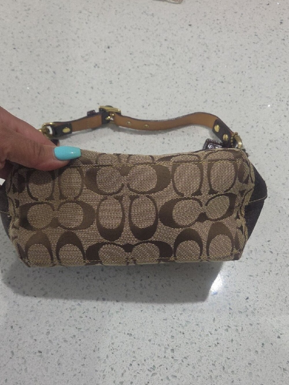Vintage Coach Brown Signature Jacquard Bag with Dark Brown Trim - Picture 2 of 13